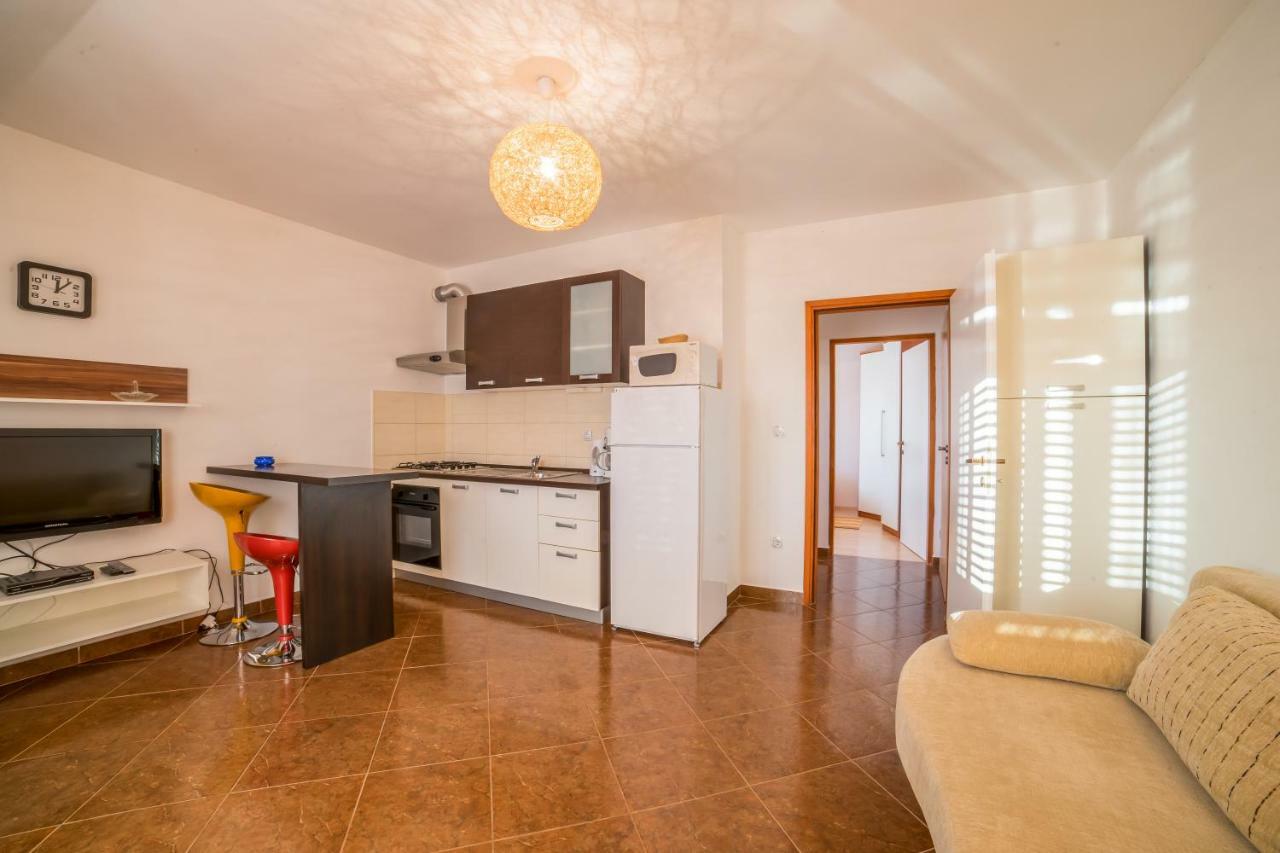 Apartments Jakovcev ベティナ エクステリア 写真