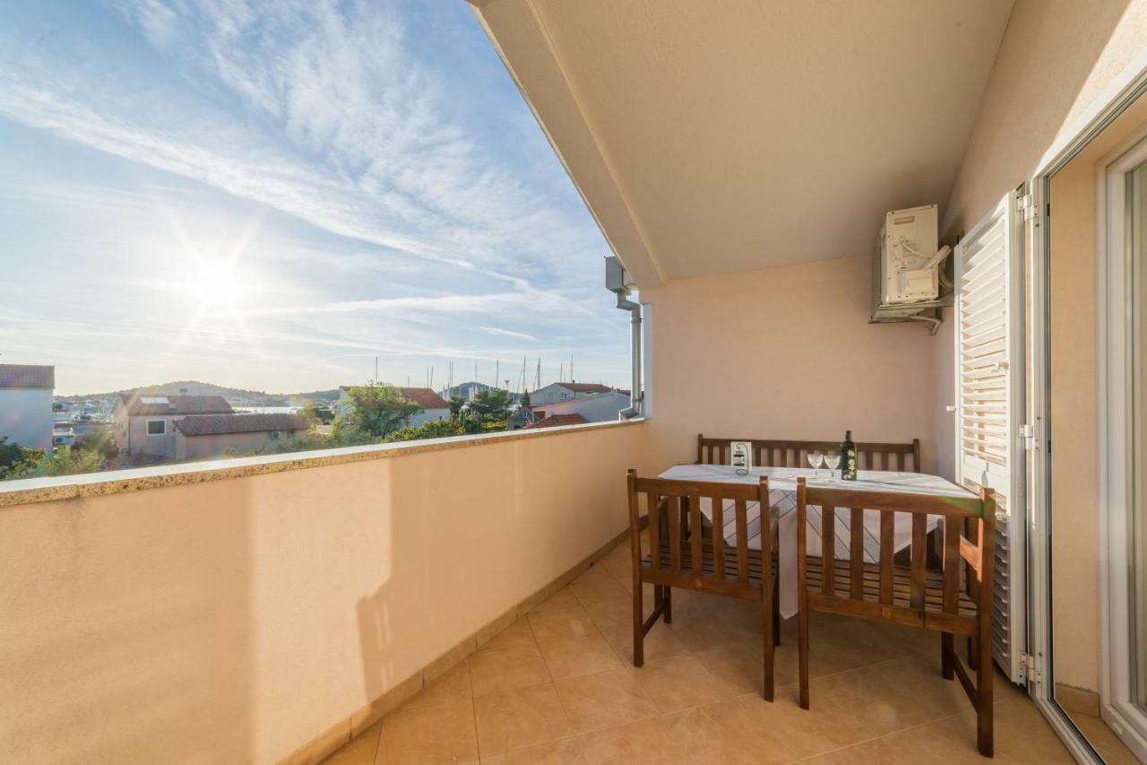 Apartments Jakovcev ベティナ エクステリア 写真