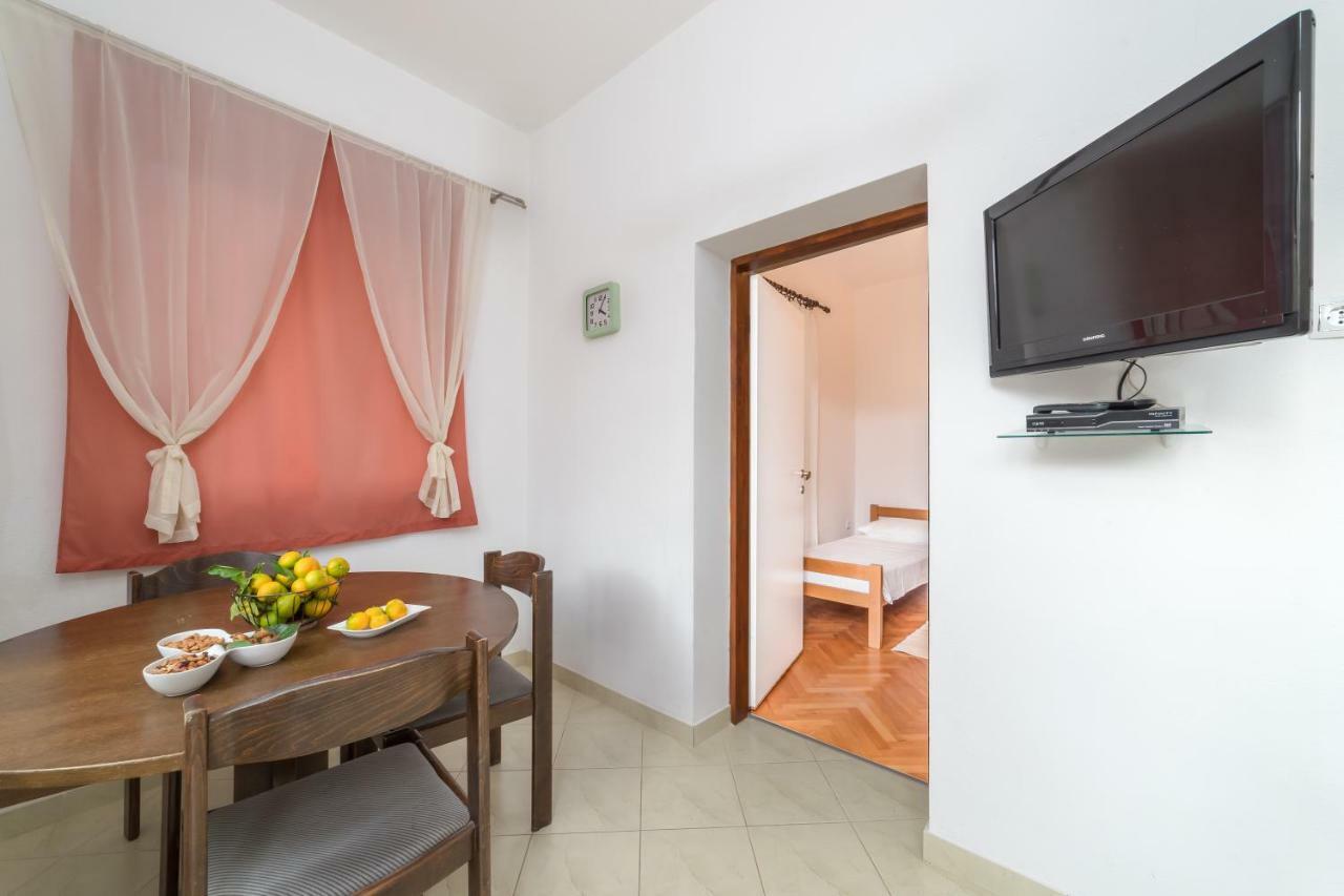 Apartments Jakovcev ベティナ エクステリア 写真