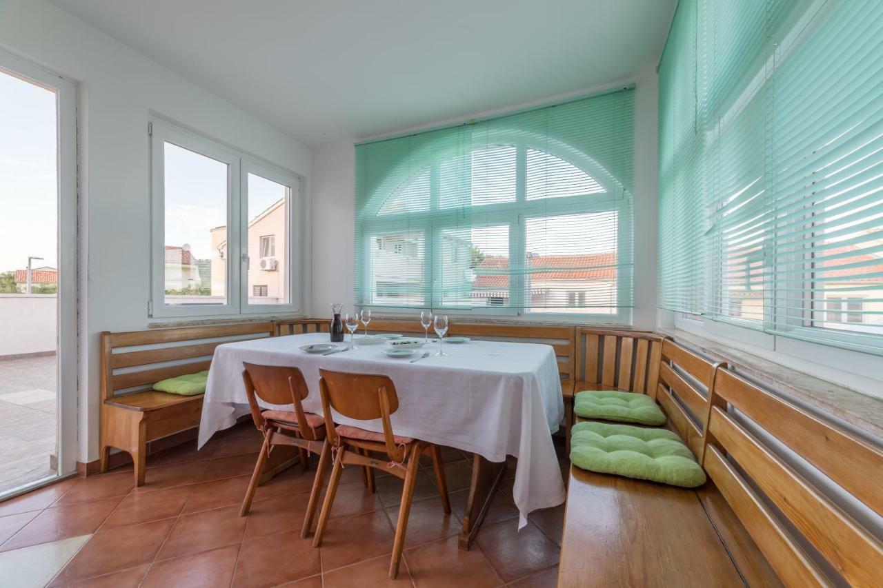 Apartments Jakovcev ベティナ エクステリア 写真