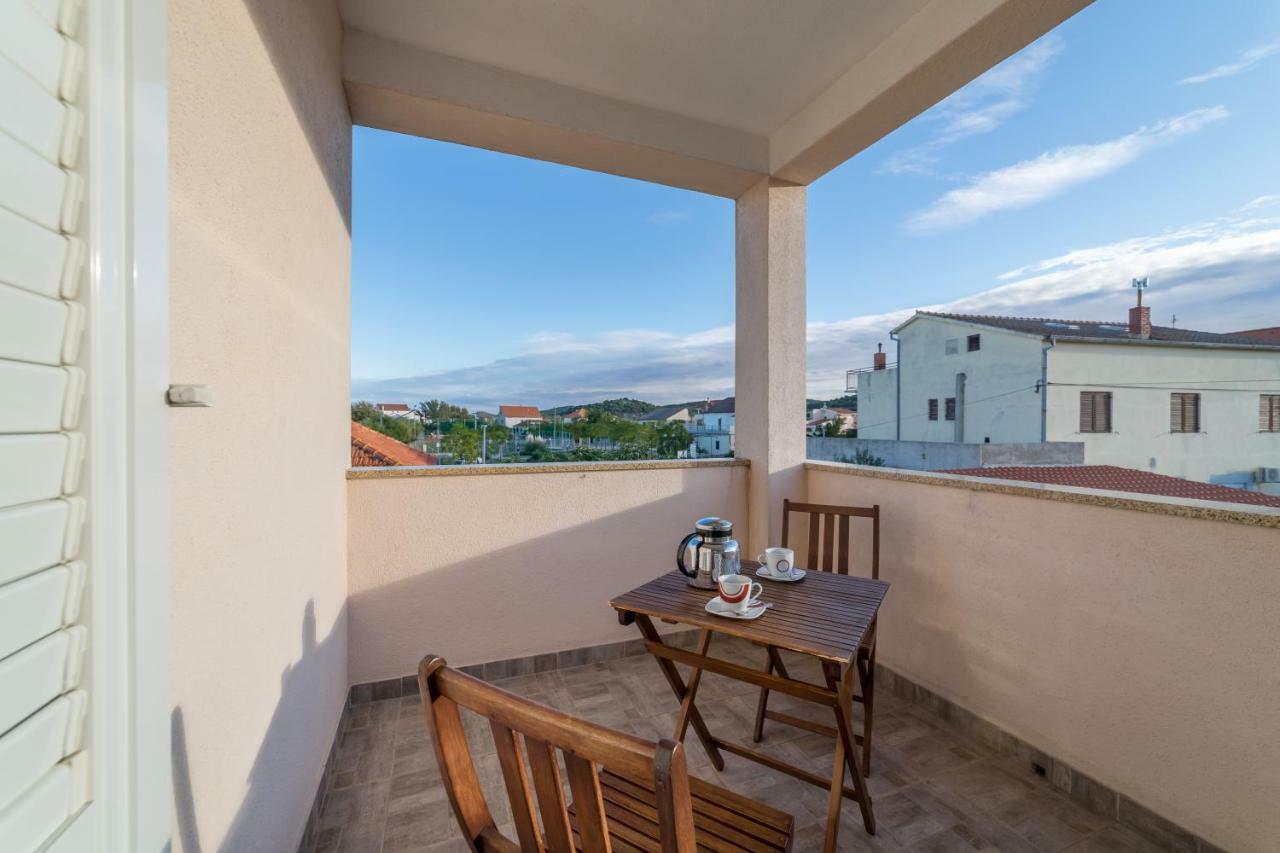 Apartments Jakovcev ベティナ エクステリア 写真