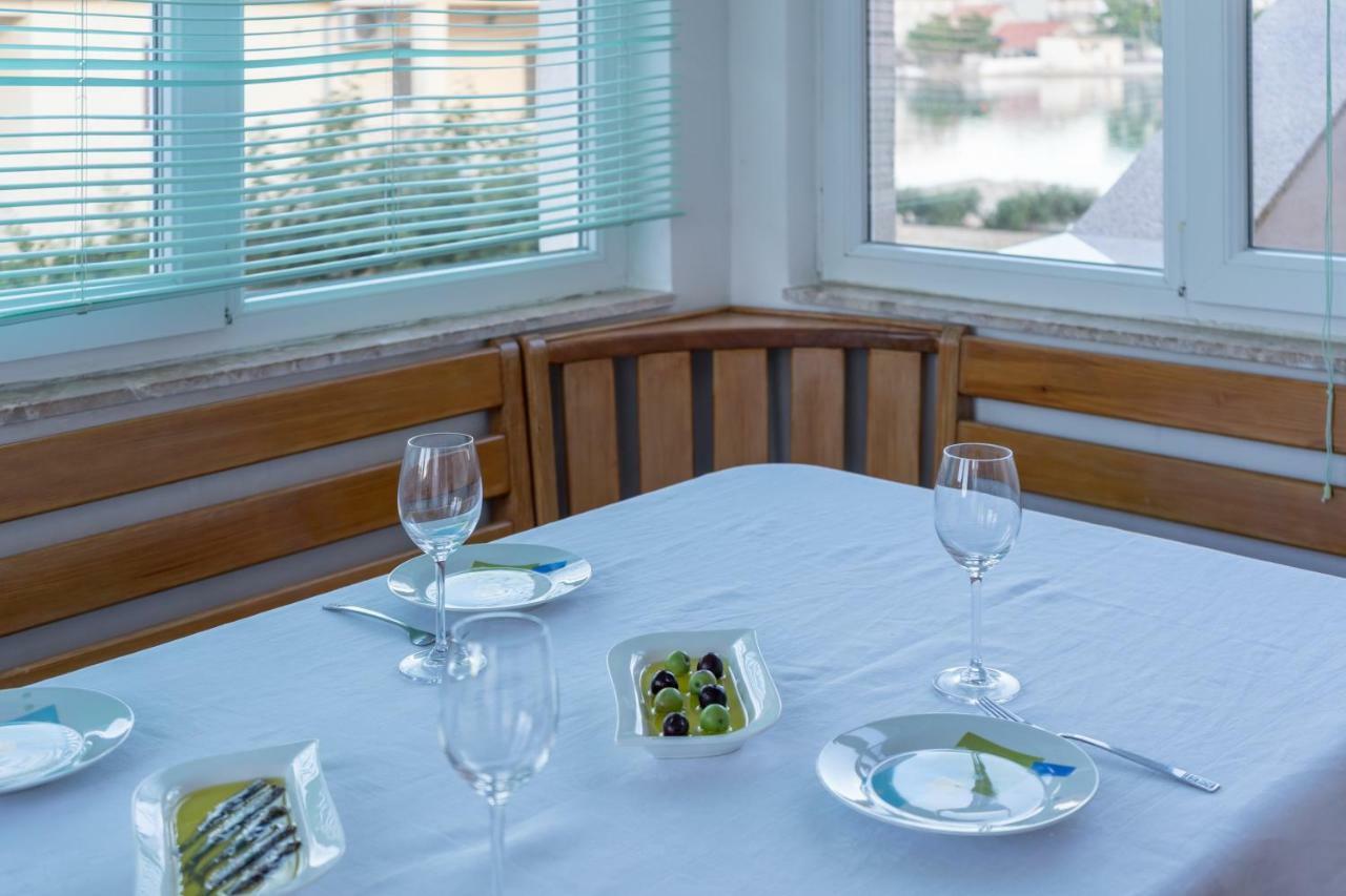 Apartments Jakovcev ベティナ エクステリア 写真