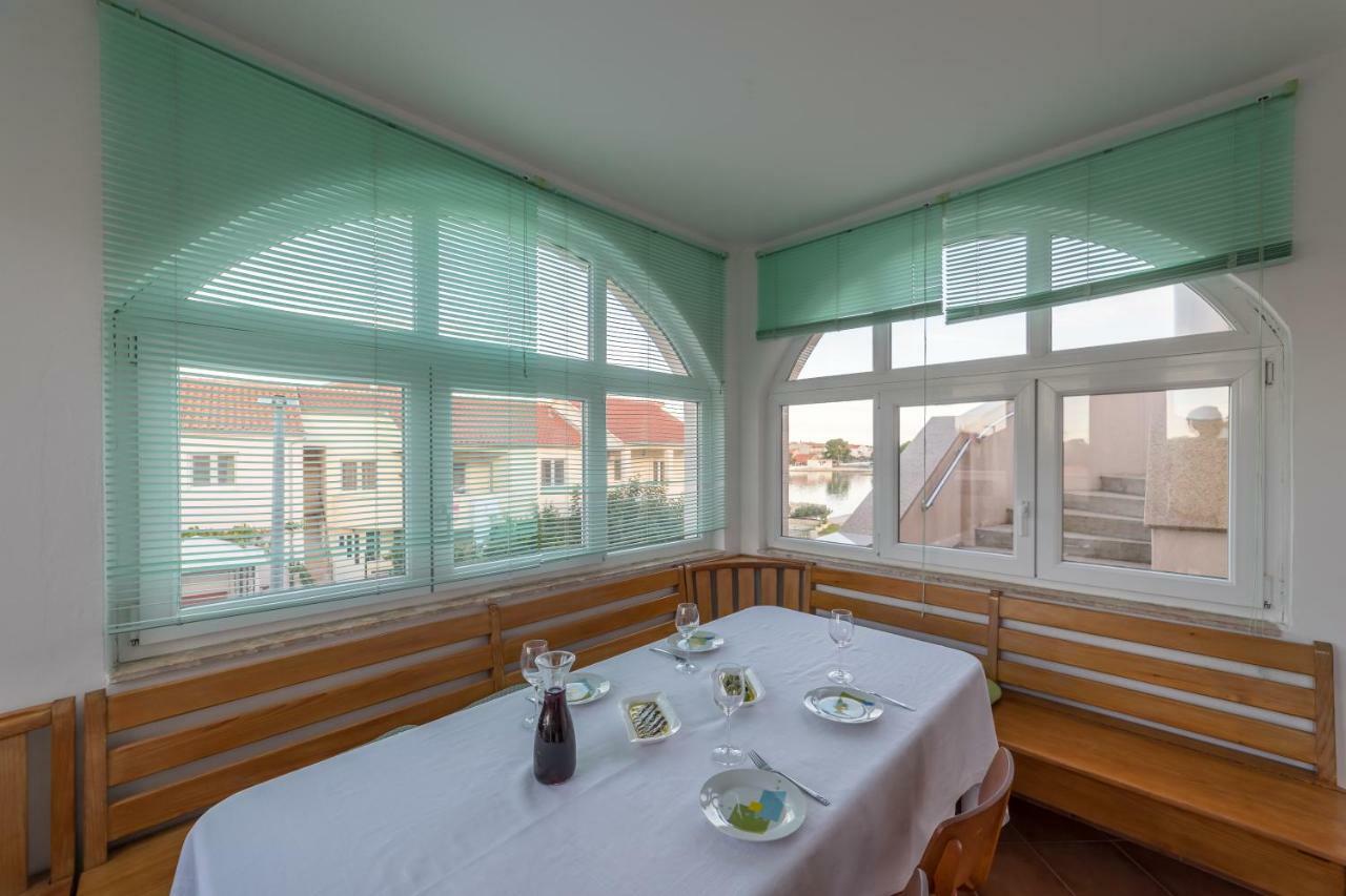 Apartments Jakovcev ベティナ エクステリア 写真